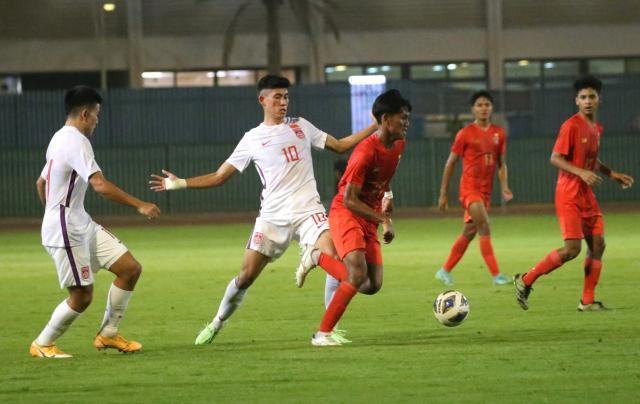 b体育官网-U19国青众将论抽签：场场硬仗要拼起来 盼延续好运