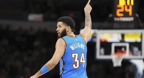 肯威谈到球队伤病：这很艰难，我们缺少了很多名主力